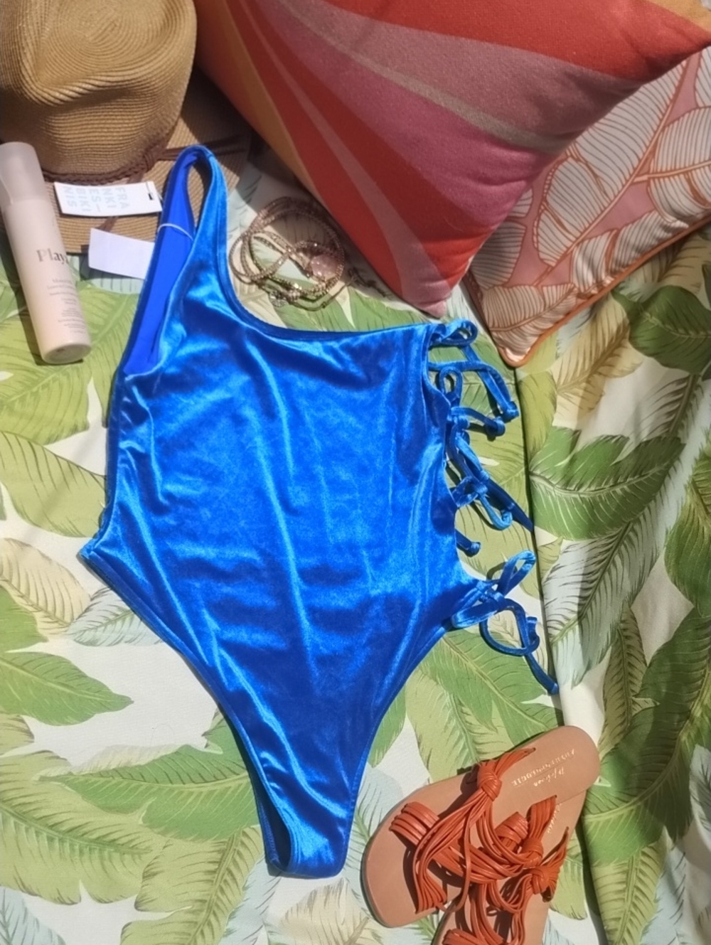 Frankie's Bikinis NWT SZ L Honey Velvet Cheeky One Piece - Pacific Side Cut Ties